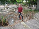 Metallgestalter Andreas Behrschmidt freut sich &uuml;ber das gelungene "Klangerlebnis"